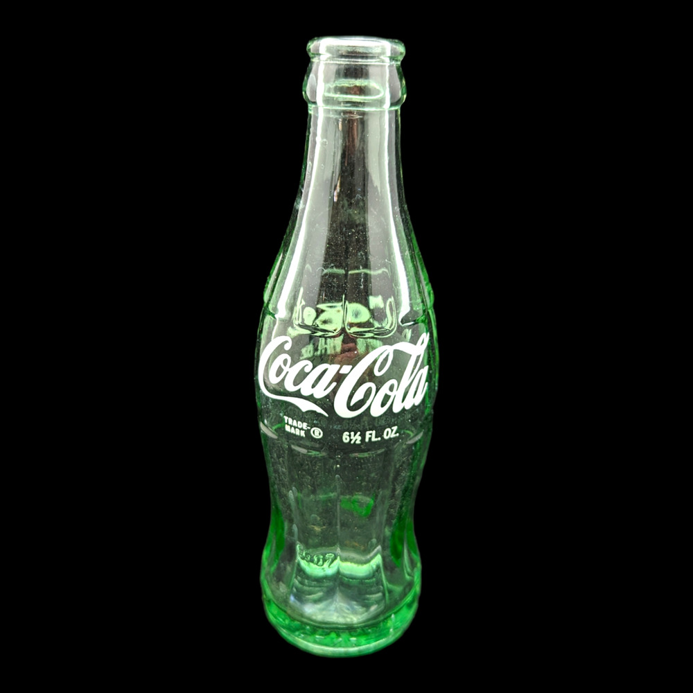 BEND OREGON Vintage 1966 Coca Cola 6.5oz Hobbleskirt Contour Bottle 66-07